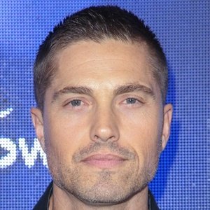 Eric Winter image 7