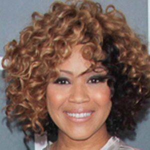 Erica Campbell, 53 (福音歌手)