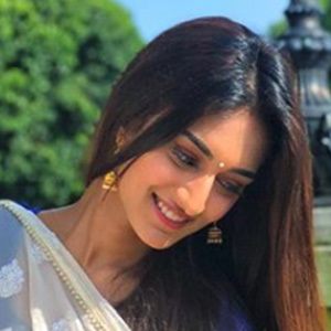 Erica Fernandes, 32 (Movie Actress)