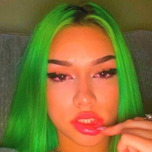 Erica Vásquez, 22 (Звезда Тиктока)