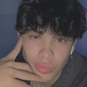 Erik Geniza image 3