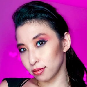 Erika Ishii, 38 (配音女演员)