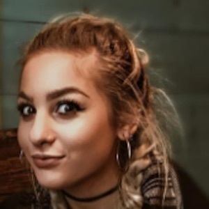 Erika Saccone image 5