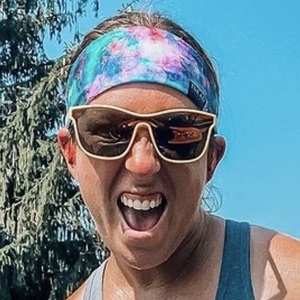 Erin Azar, 42 (TikTok明星)