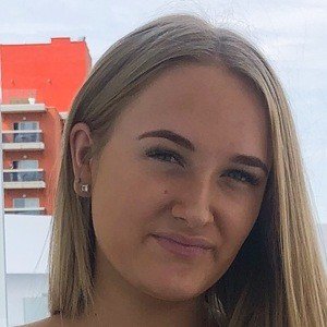 Erin Bowyer, 25 (Instagram Star)