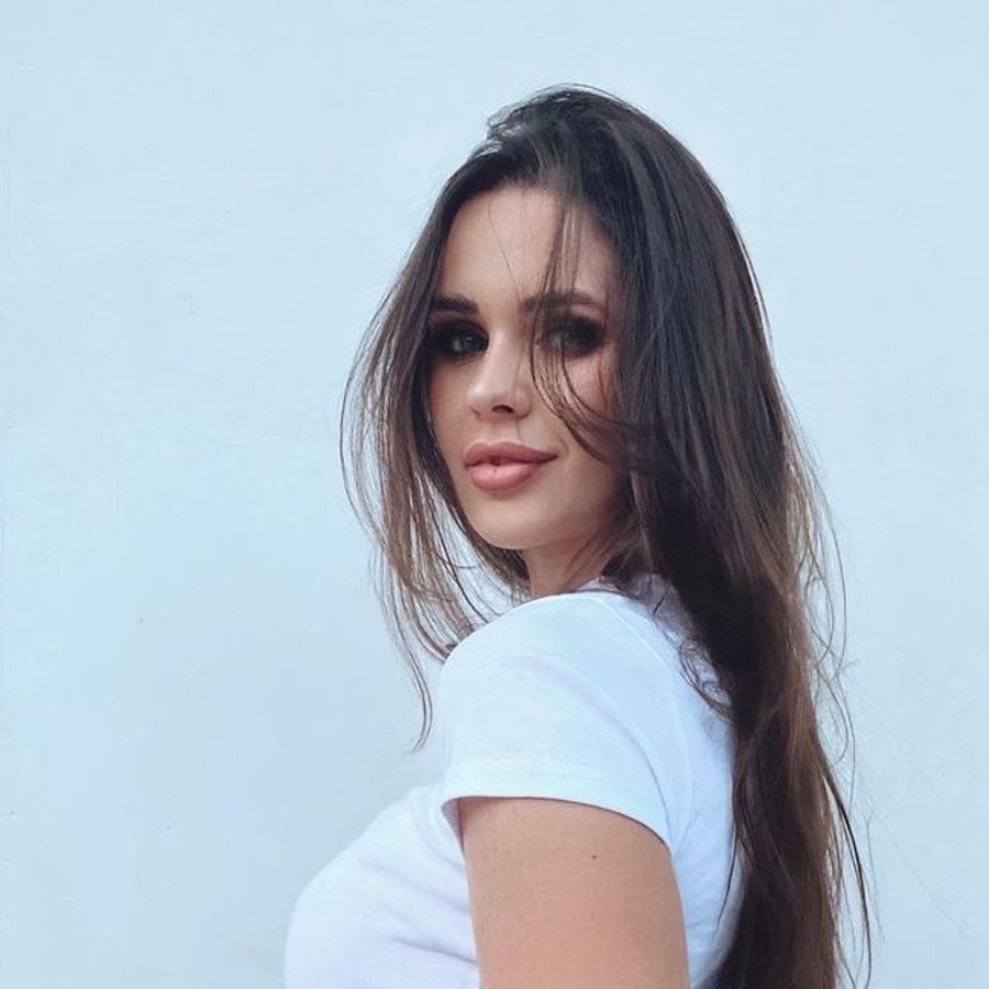 Erin Williams image 3