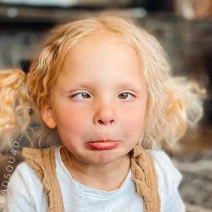 Esme Gardner, 10 (Estrella de YouTube)