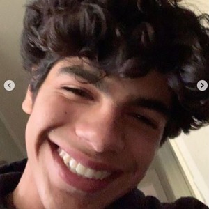 Essa Buloushi image 5