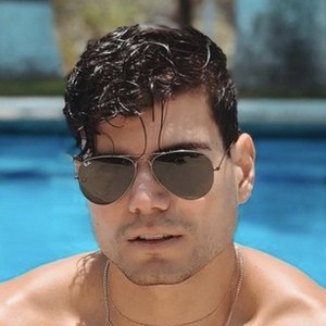 Esteban Castillo image 3