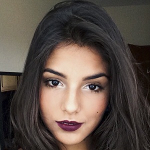 Estela Newbold image 7