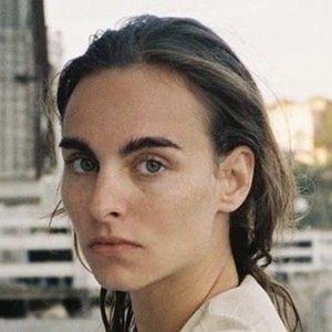 Estella Brons, 30 (Model)