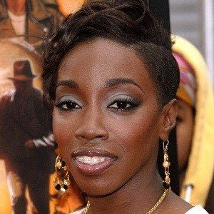 Estelle, 45 (說唱歌手)