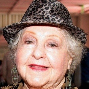 Estelle Harris image 5