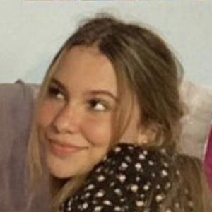 Ester Dobrik image 7