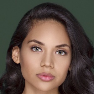 Ester Tania, 33 (TikTok Star)