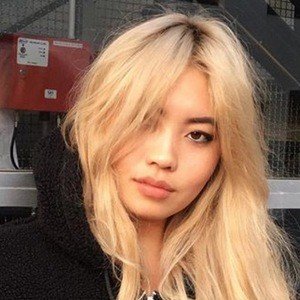 Esther Ng, 29 (时装设计师)