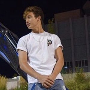 Ethan Hamilton, 23 (TikTok明星)