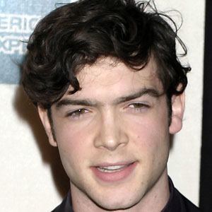 Ethan Peck, 38 (电视演员)
