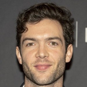 Ethan Peck image 5