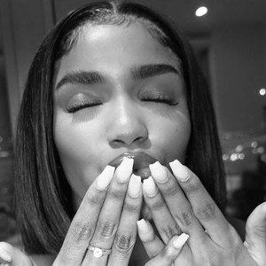 Eva Apio, 25 (Model)