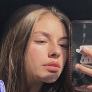 Eva Cudmore, 22 (TikToker)