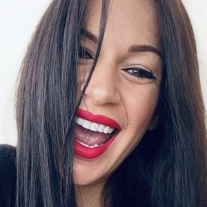 Eva Kaltsi, 37 (Model)