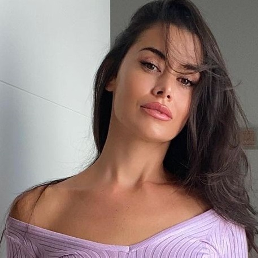 Eva Padlock, 41 (Model)