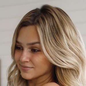 Eva Pautov, 34 (Instagram Star)