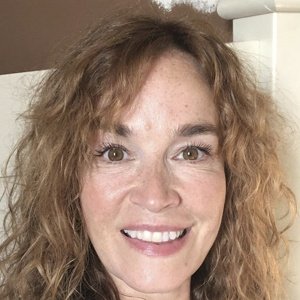 Eva Pope image 6