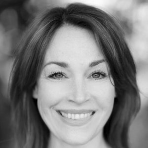 Eva Pope image 8