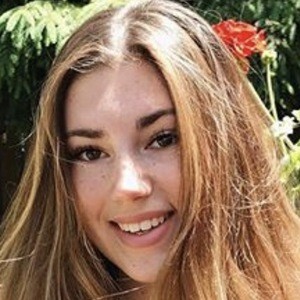 Eve Chevrier, 25 (Instagram Star)