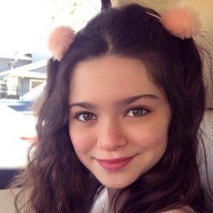 Eve Moon, 22 (电视女演员)