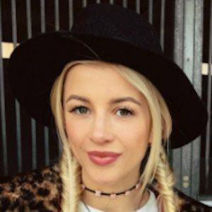 Evelina Barry image 7