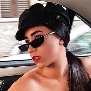 Evelina Fraggi, 33 (Blogger)