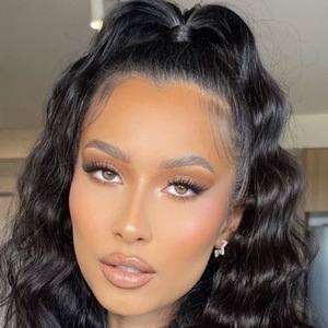 Evelyn Ellis, 30 (Reality Star)