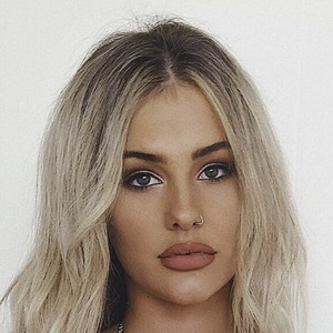 eviemareee, 28 (TikTok Star)