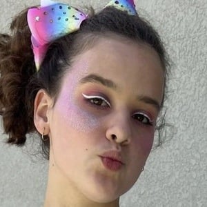 Fabiana Landimas, 17 (YouTube Star)