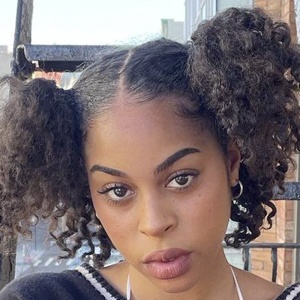 Faith Harper Lewis, 24 (YouTube明星)