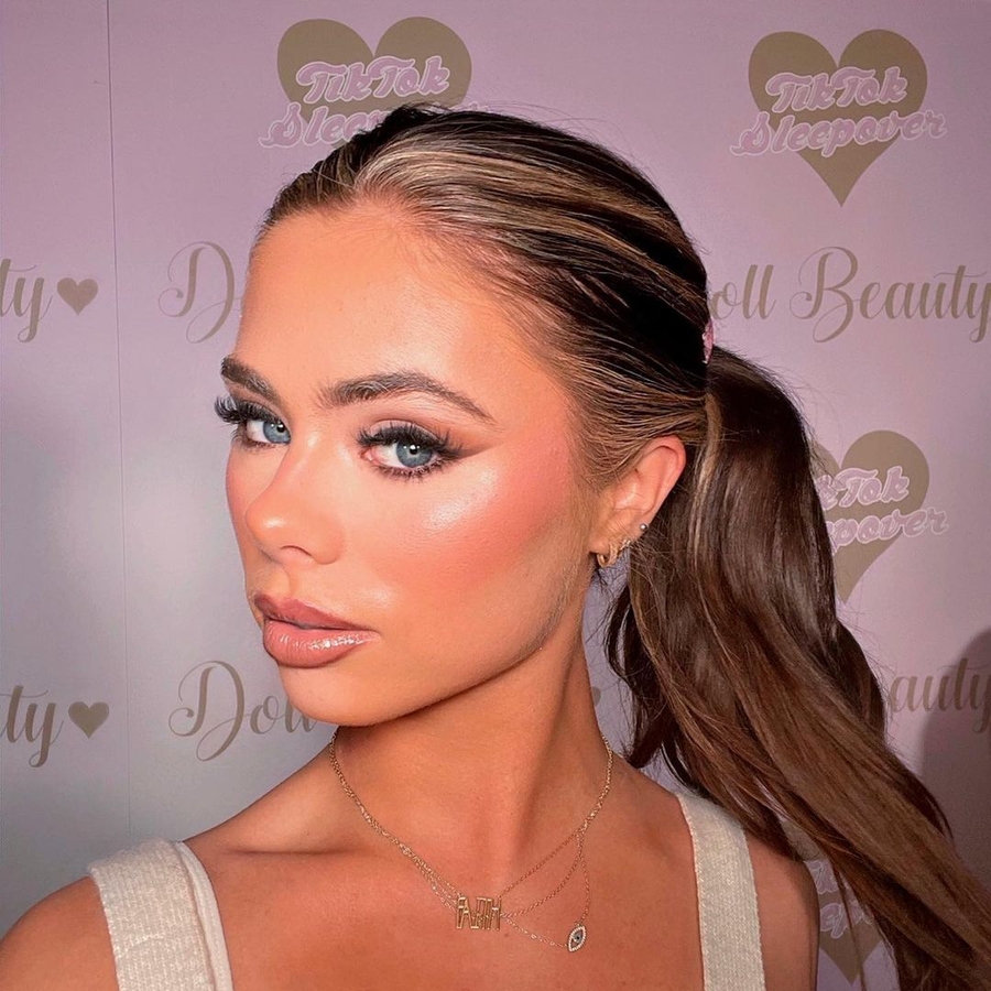 Faith Kelly, 25 (TikTok明星)