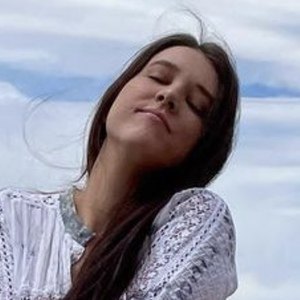 Faith Leatherman, 30 (Instagram Star)