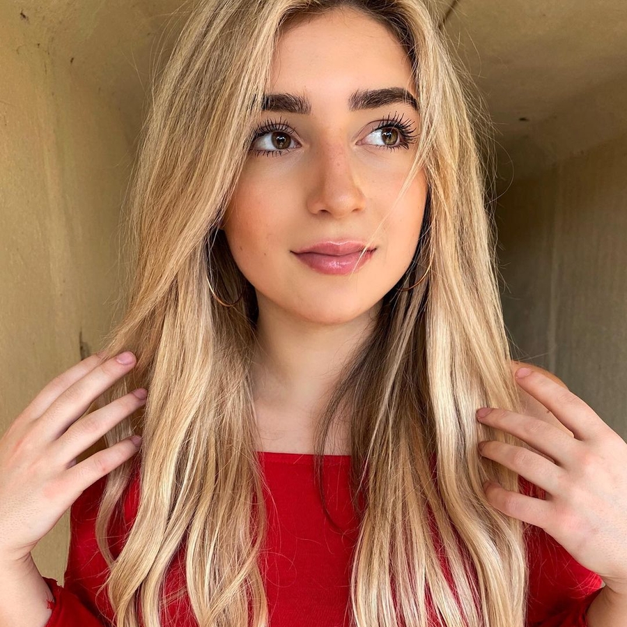 Faith Lianne, 22 (Instagram明星)