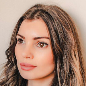 Faloon Larraguibel, 36 (模特)