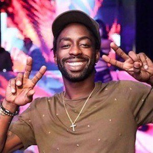 Famouslos32, 35 (Instagram Star)