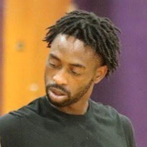 Famouslos32, 35 (Instagram-ster)