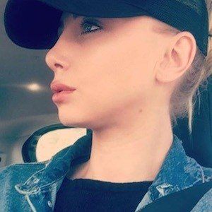 Fanny Salvat, 30 (現實之星)