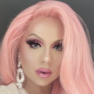 Farrah Moan, 32 (化妆师)