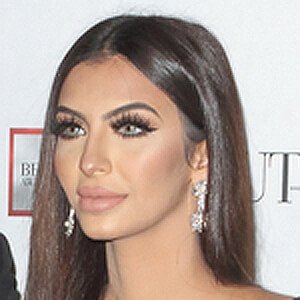 Faryal Makhdoom image 3