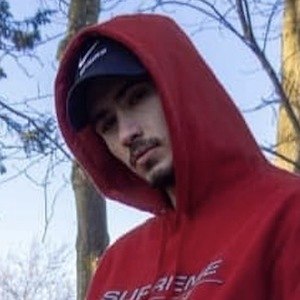 Fashion Hoarder, 32 (YouTube Star)