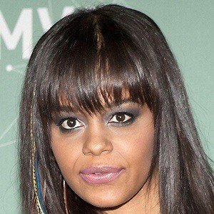 Fefe Dobson image 2
