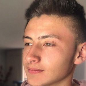 Felipe Linares, 23 (YouTube Star)